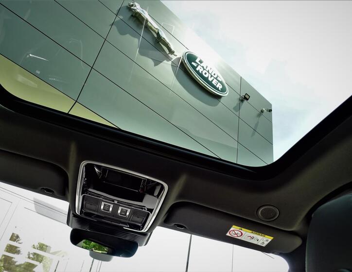 Land Rover Range Rover Velar 29