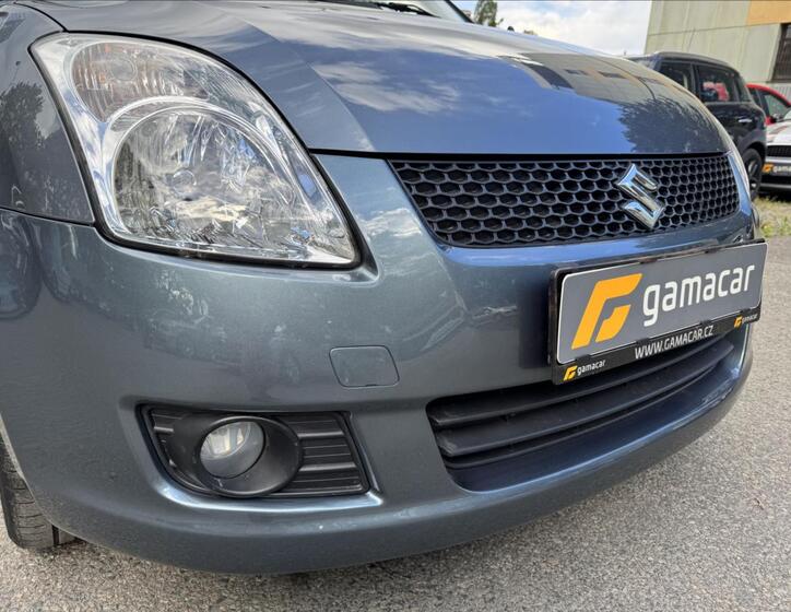 Suzuki Swift 17