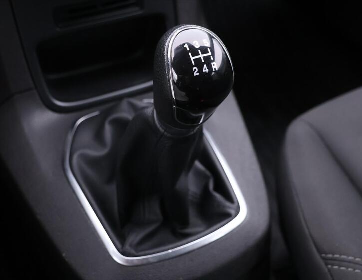 Ford Fiesta 27