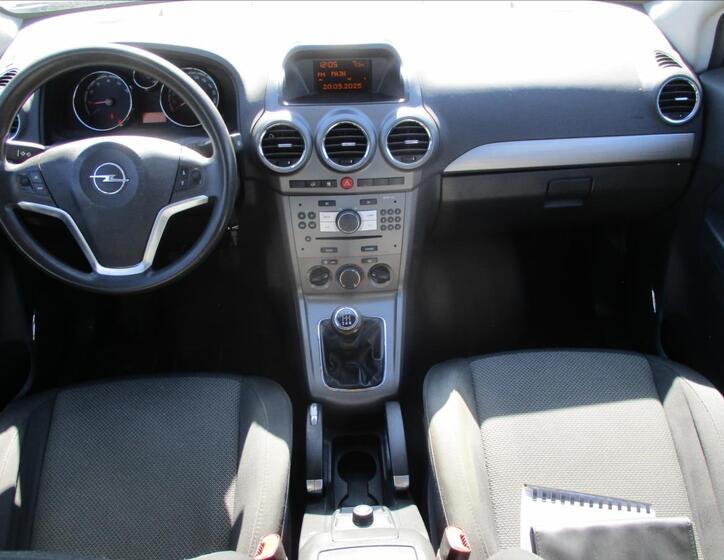Opel Antara 11
