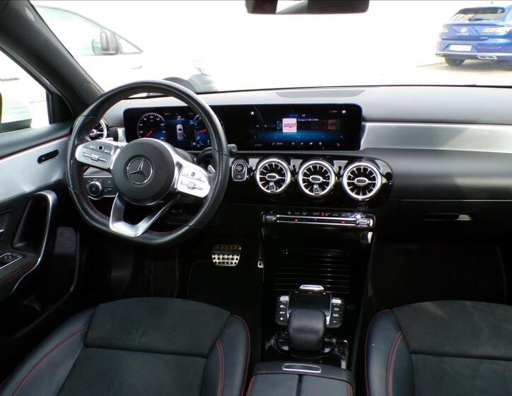 Mercedes-Benz Třídy A 7
