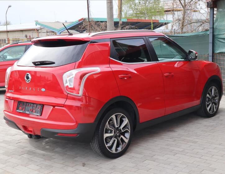 SsangYong Tivoli 6