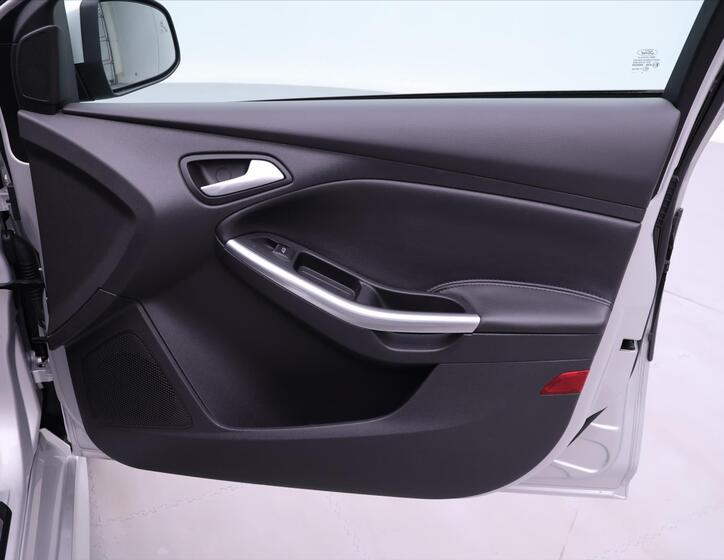 Ford Focus 13