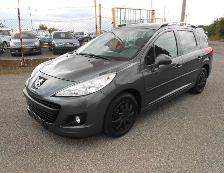 Peugeot 207 1