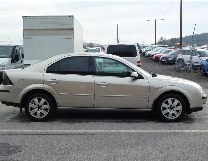 Ford Mondeo 4