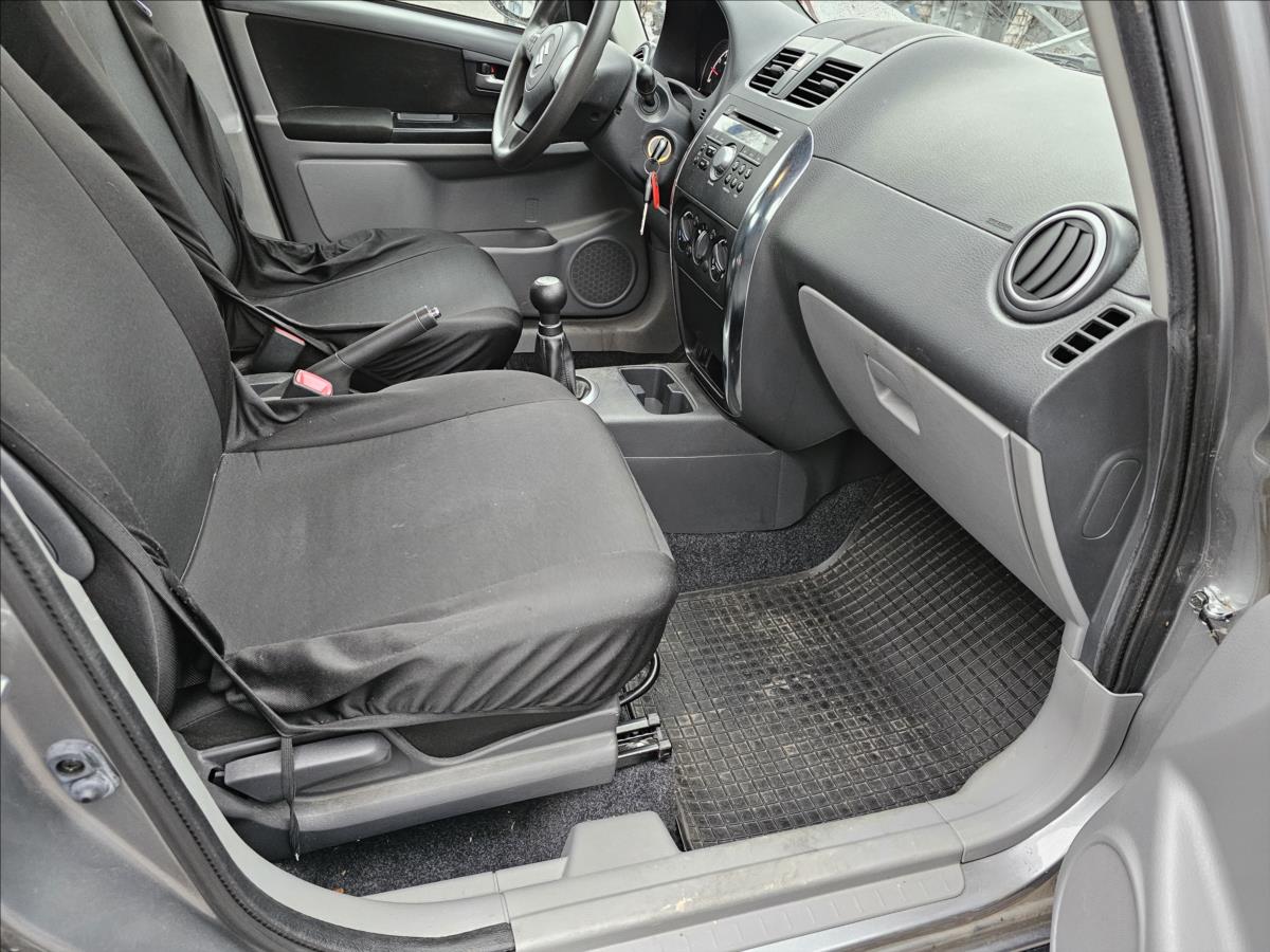 Suzuki SX4