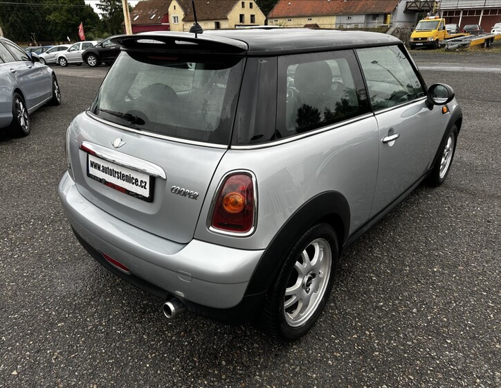 Mini Cooper 5
