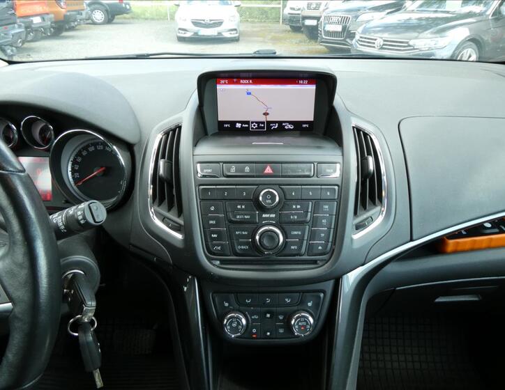 Opel Zafira 28