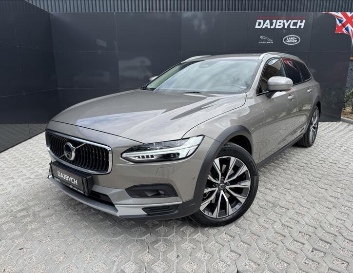Volvo V90 1