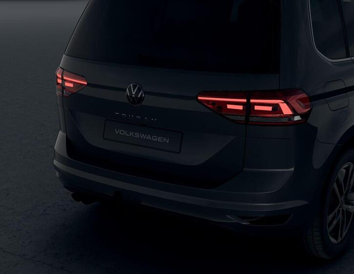 Volkswagen Touran 2