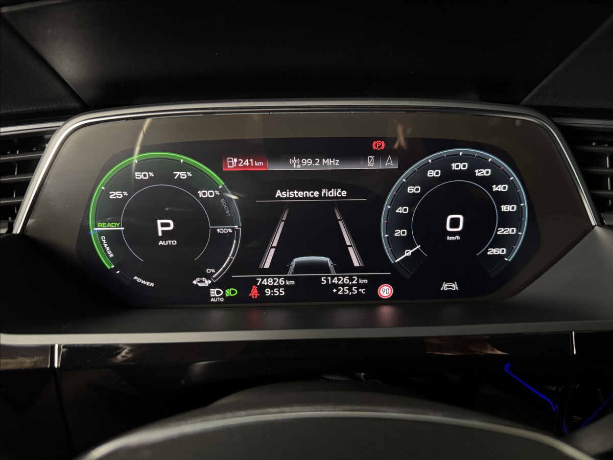 Audi e-tron