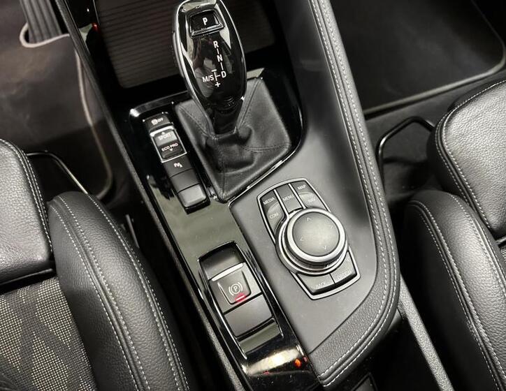 BMW X1 10