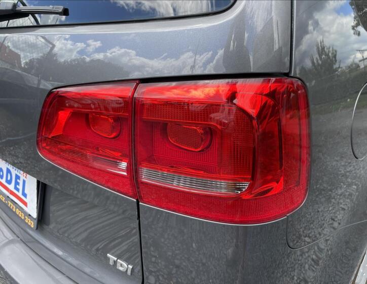 Volkswagen Touran 40