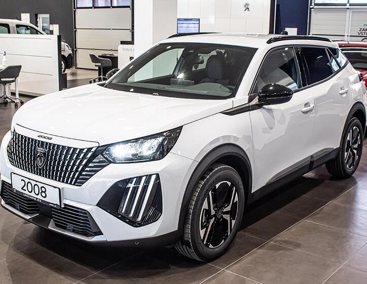 Peugeot 2008 8
