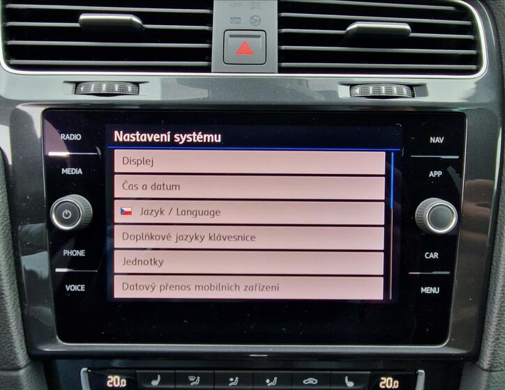 Volkswagen Golf 31