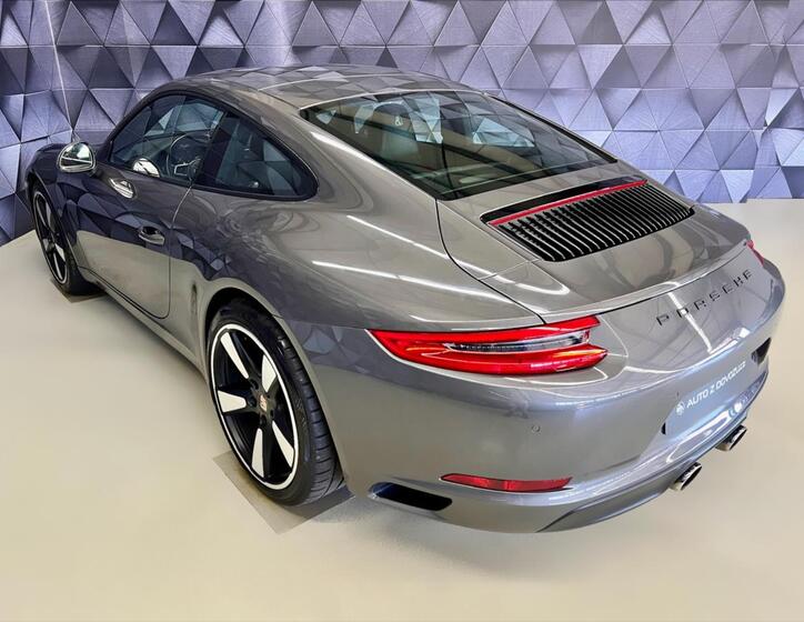 Porsche 911 5