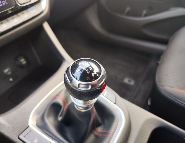 Hyundai i30 23