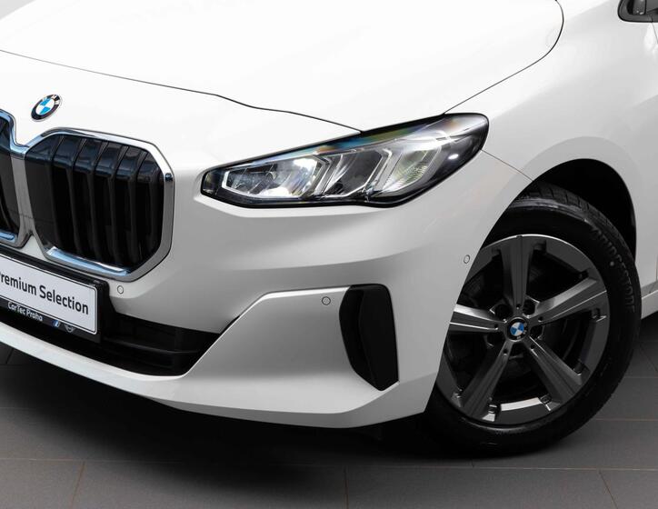 BMW Řada 2 7