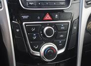 Hyundai i30 16