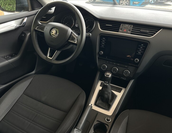 Škoda Octavia 9