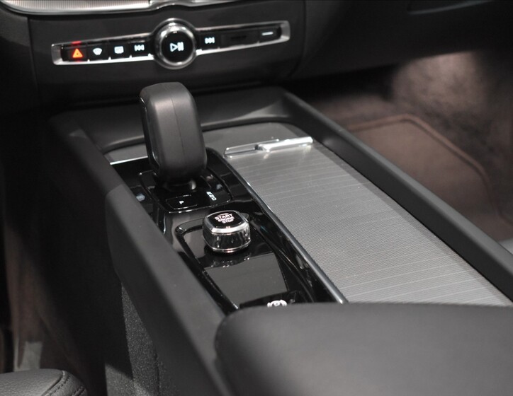 Volvo XC60 14
