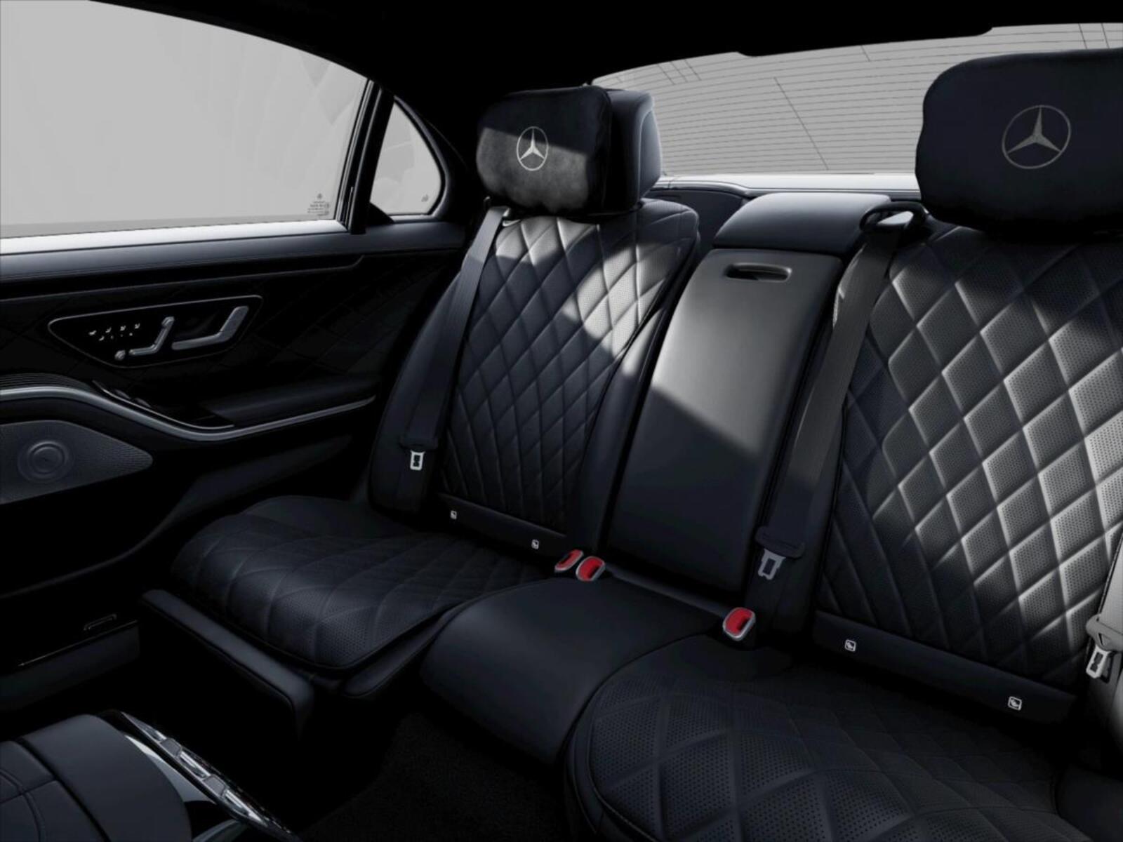Mercedes-Benz Třídy S 8