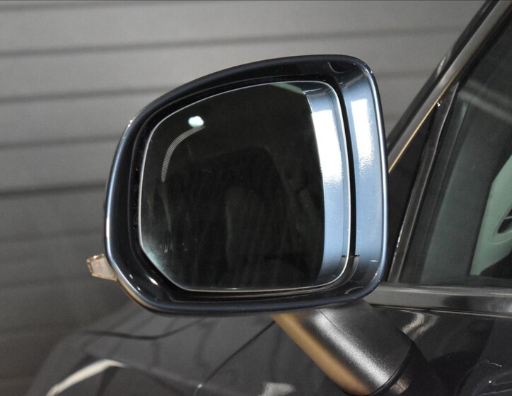 Volvo XC90 27