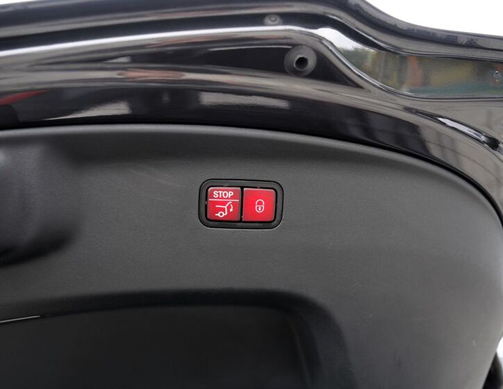 Mercedes-Benz AMG GT 13