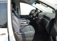 Hyundai Staria 15