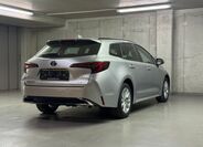 Toyota Corolla 5