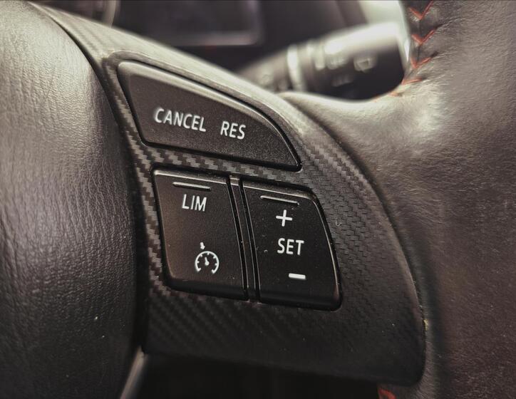 Mazda 3 16