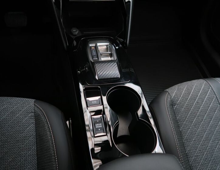 Peugeot 208 16