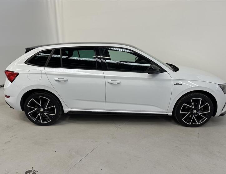 Škoda Scala 3