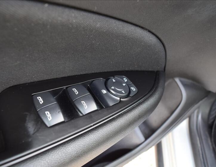Opel Insignia 28