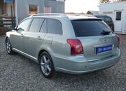 Toyota Avensis 6