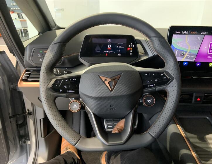 Cupra Born 13