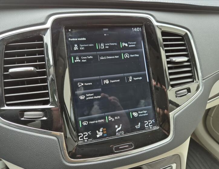 Volvo XC90 18