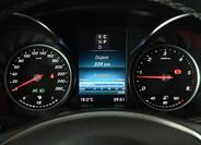 Mercedes-Benz Třídy V 13