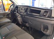 Ford Transit 13
