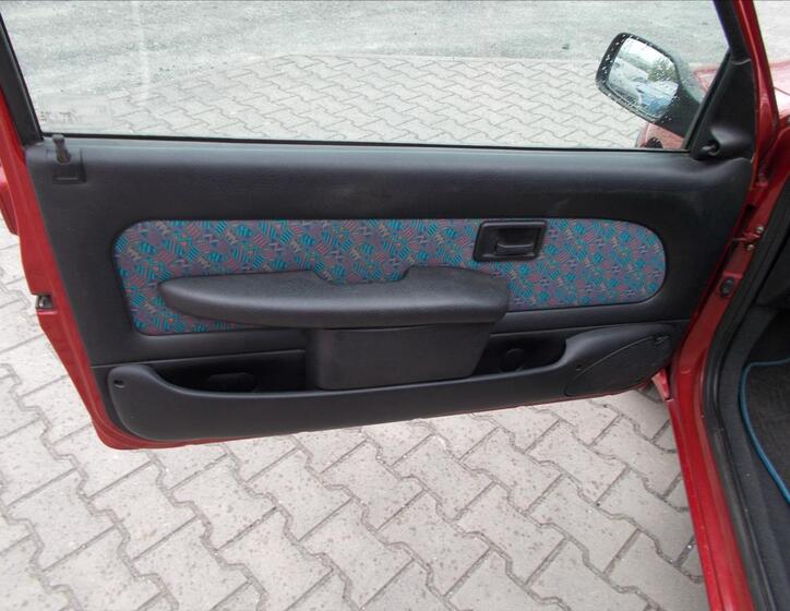 Peugeot 106 19