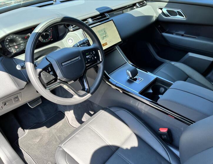 Land Rover Range Rover Velar 15