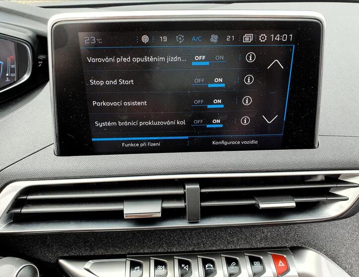 Peugeot 5008 31