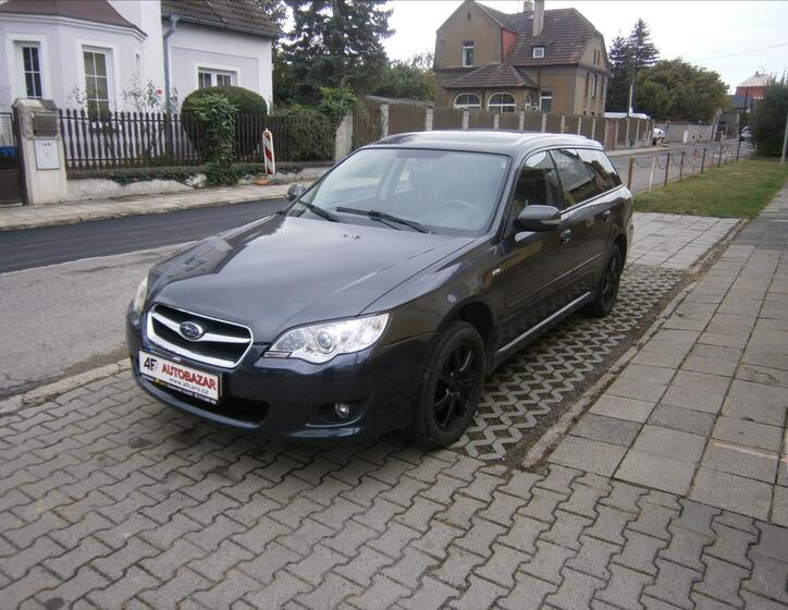 Subaru Legacy 1