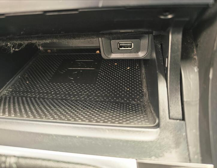 Volkswagen Golf 20