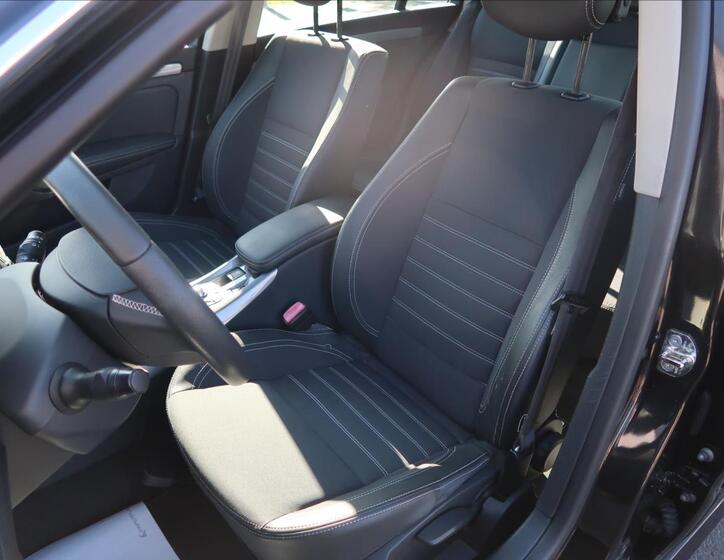 Renault Laguna 10