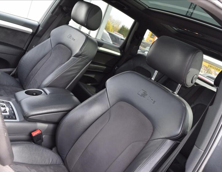 Audi Q7 14