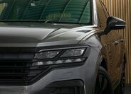 Volkswagen Touareg 8
