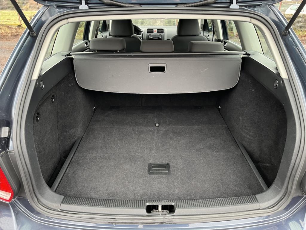 Volkswagen Golf 27