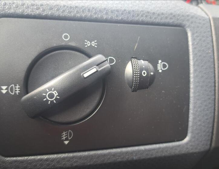 Ford Fiesta 12