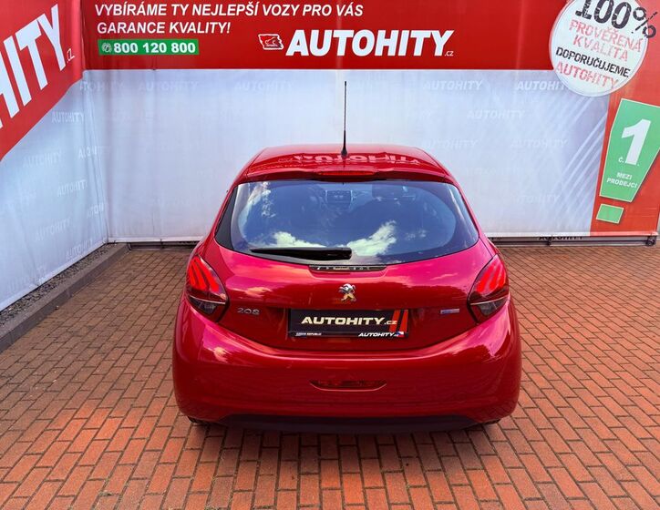 Peugeot 208 8